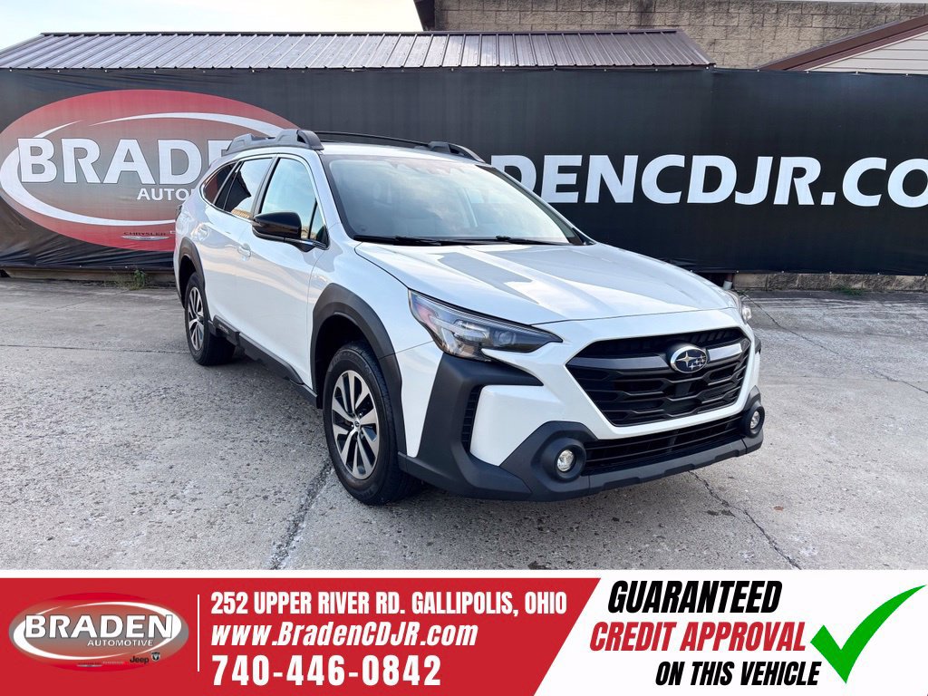 Used 2024 Subaru Outback Premium AWD/4WD image 1