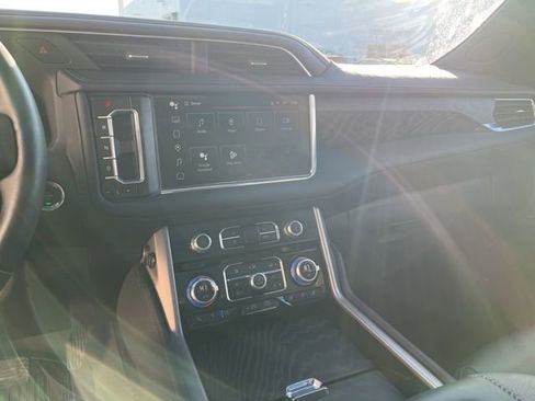 Used 2023 GMC Yukon Denali w/ Denali Reserve Package image 22