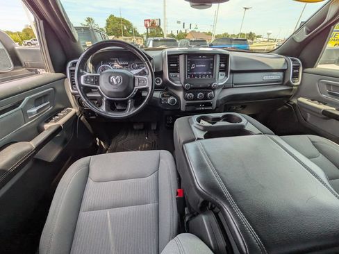 Used 2021 RAM 1500 Big Horn AWD/4WD image 12