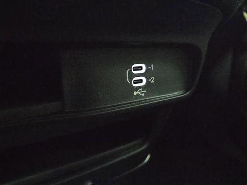 New 2026 Chrysler Pacifica Select w/ S Appearance Package image 21