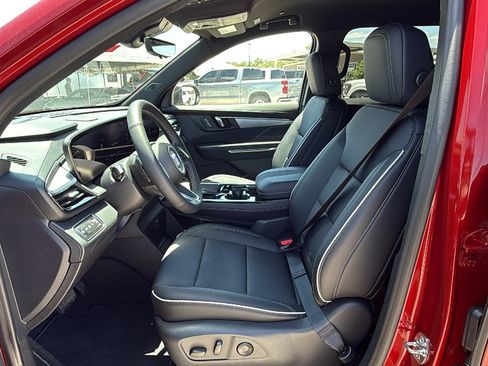 New 2026 Buick Enclave Preferred FWD image 9