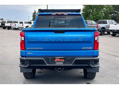 Used 2023 Chevrolet Silverado 1500 ZR2 w/ Technology Package AWD/4WD image 4