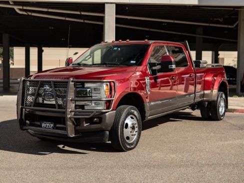 Used 2017 Ford F350 King Ranch w/ King Ranch Ultimate Package image 5