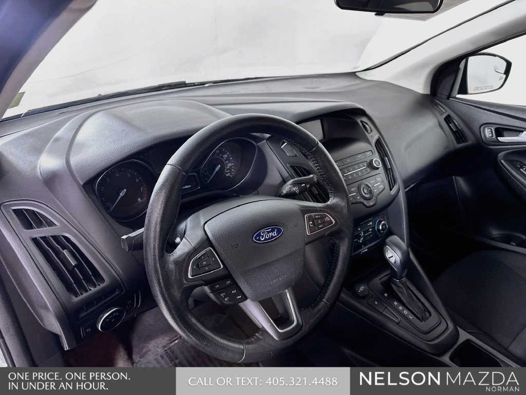 Used 2018 Ford Focus SE FWD image 10