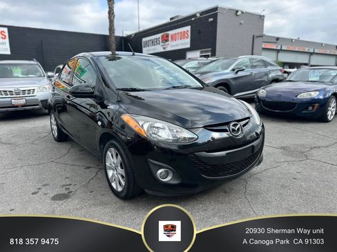 Used 2013 MAZDA MAZDA2 Touring image 1