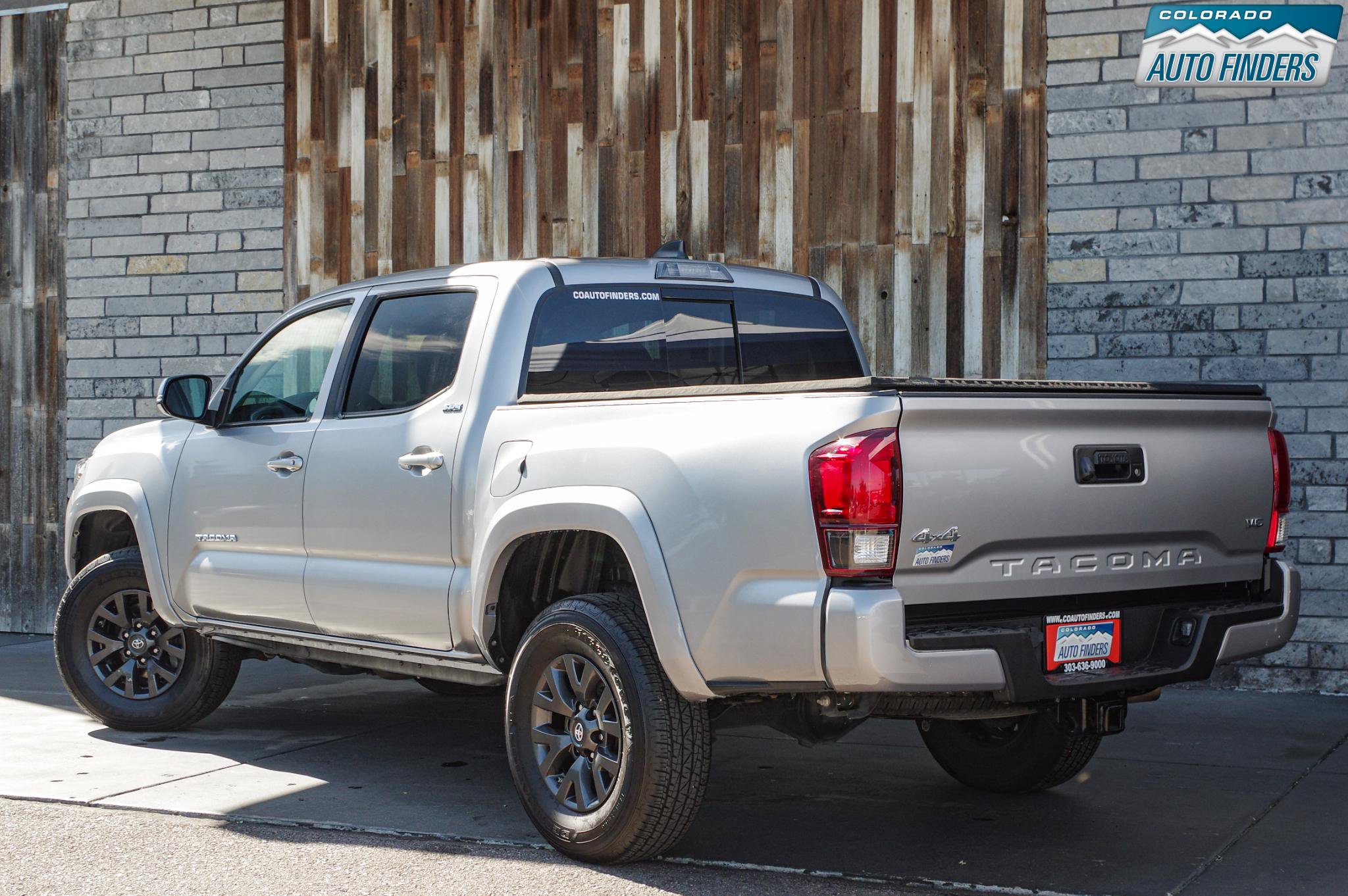 Used 2020 Toyota Tacoma SR5 w/ Technology Package AWD/4WD image 4
