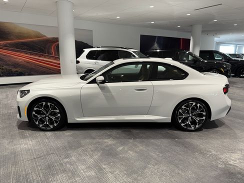 New 2026 BMW 230i Coupe w/ Premium Package image 4