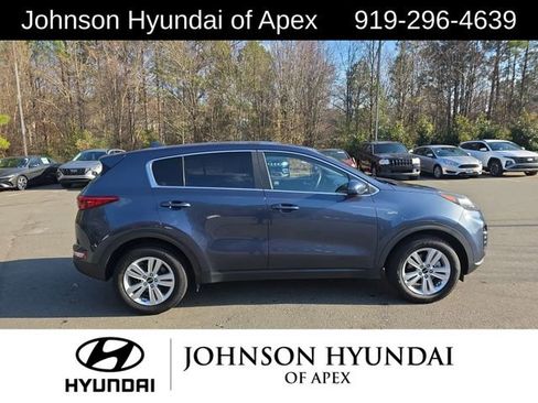 Used 2018 Kia Sportage LX image 13