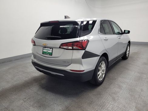 Used 2022 Chevrolet Equinox LT AWD/4WD image 9