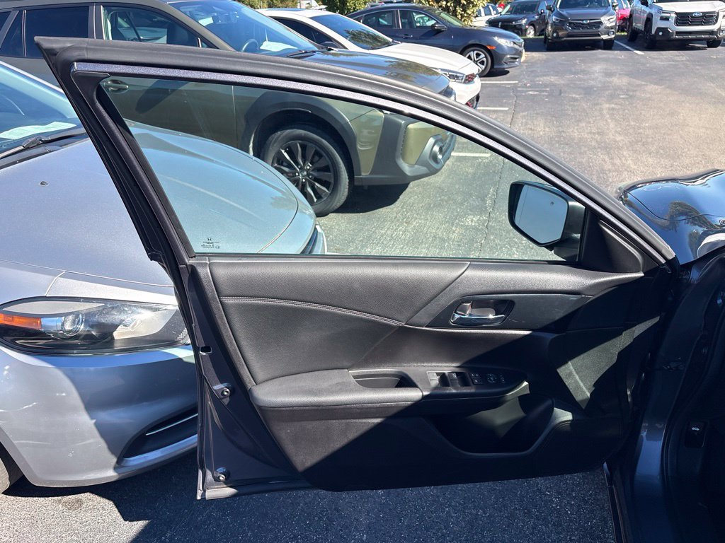 Used 2014 Honda Accord Sport image 16