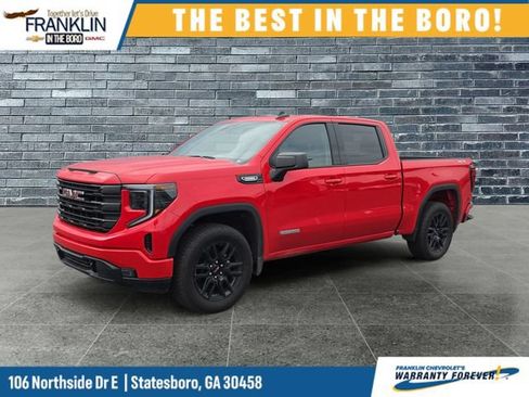 Used 2025 GMC Sierra 1500 Elevation AWD/4WD image 1