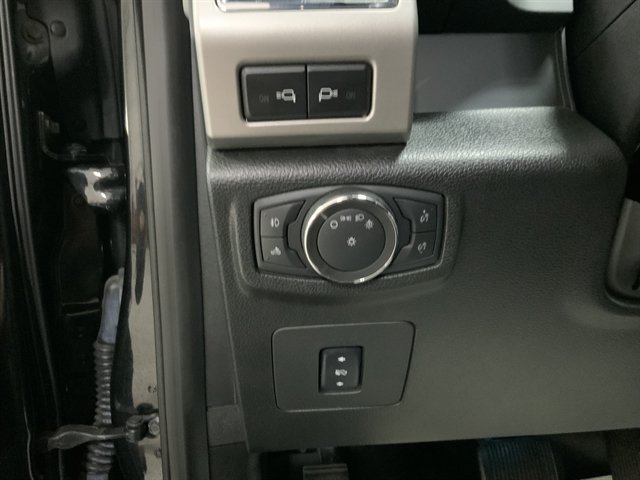 Used 2015 Ford F150 Lariat AWD/4WD image 20