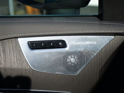 Used 2023 Volvo XC90 T8 Ultimate image 13