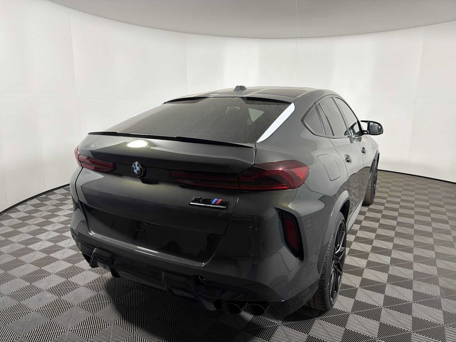 New 2026 BMW X6 M Competition w/ Executive Package AWD/4WD image 9