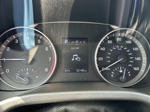 Used 2018 Hyundai Elantra SEL FWD image 11
