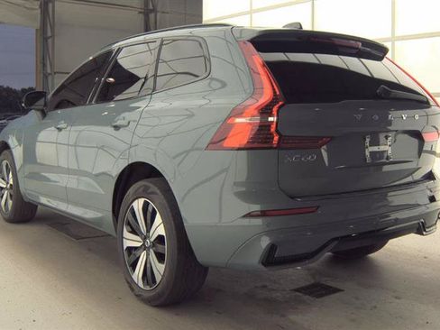 Used 2024 Volvo XC60 T8 Core w/ Climate Package AWD/4WD image 13