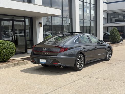 Certified 2023 Hyundai Sonata Limited FWD image 4