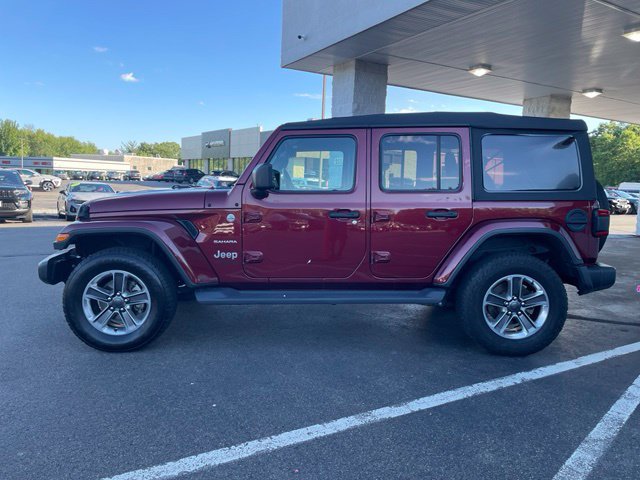 Used 2021 Jeep Wrangler Unlimited Sahara w/ LED Lighting Group AWD/4WD image 8