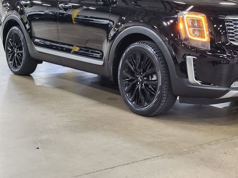 Used 2021 Kia Telluride SX image 16