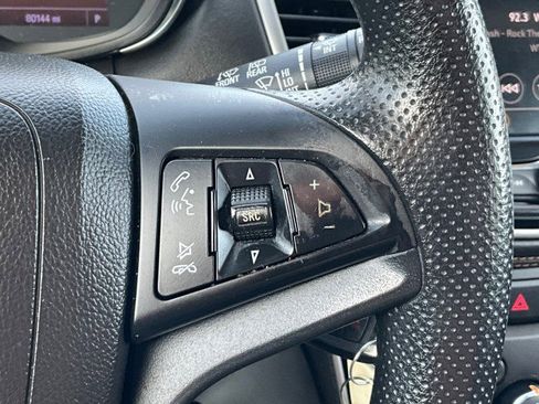 Used 2020 Chevrolet Trax LS w/ Tint and Cruise Package FWD image 24