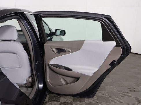 Used 2023 Chevrolet Malibu LT FWD image 19