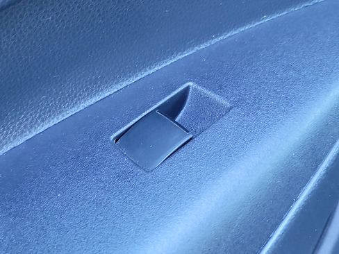 Used 2024 Toyota Corolla LE image 16