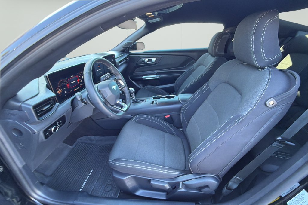 Used 2024 Ford Mustang GT RWD image 18