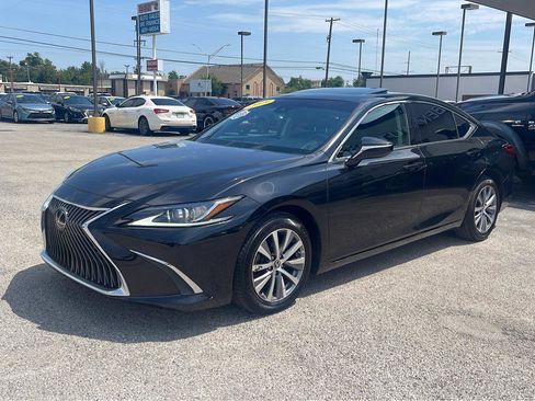 Used 2019 Lexus ES 350 Luxury w/ Accessory Package 2 image 2
