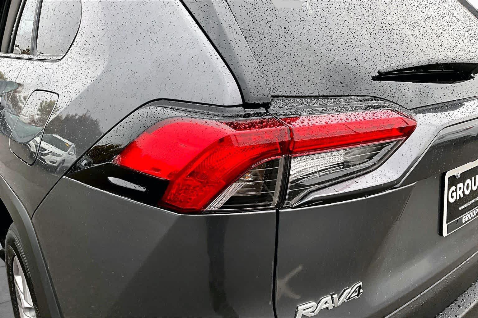 Certified 2025 Toyota RAV4 XLE AWD/4WD image 28