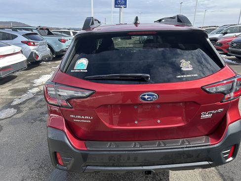 Certified 2022 Subaru Outback Premium image 8