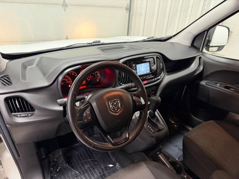 Used 2017 RAM ProMaster City Tradesman SLT w/ Rear Back-up Camera Group image 2