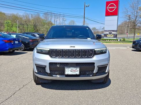 Used 2023 Jeep Grand Cherokee L Summit image 3