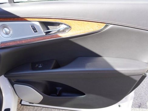 Used 2019 Lincoln Nautilus Black Label image 24