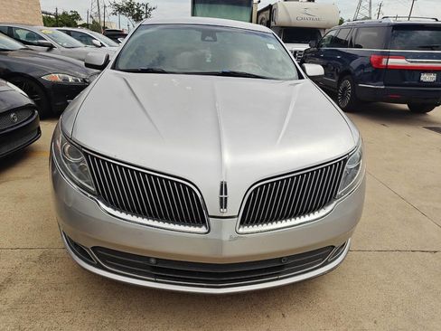 Used 2013 Lincoln MKS image 2