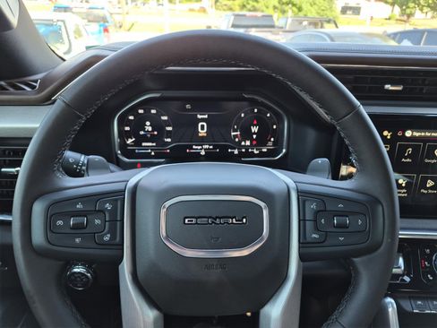 Certified 2025 GMC Sierra 1500 Denali w/ Denali Reserve Package AWD/4WD image 22