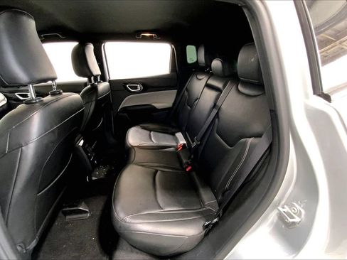 Used 2025 Jeep Compass Limited AWD/4WD image 24