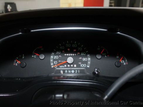 Used 2000 Ford E-150 and Econoline 150 E-150 Recreational image 15