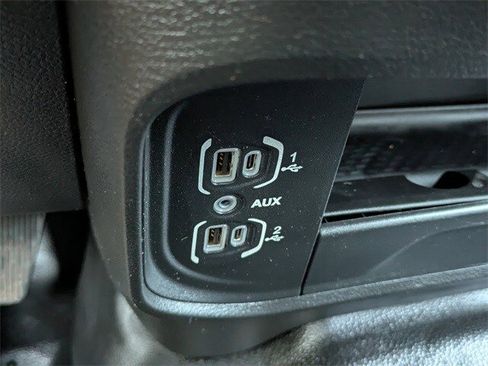 Used 2022 RAM 2500 Tradesman w/ Chrome Appearance Group image 21