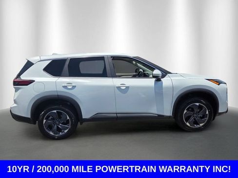 Used 2025 Nissan Rogue SV FWD image 6