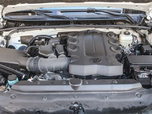 Used 2022 Toyota 4Runner SR5 image 31