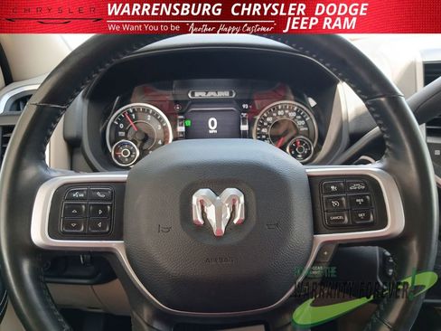 Used 2022 RAM 2500 Big Horn w/ Level C Equiment Group AWD/4WD image 19