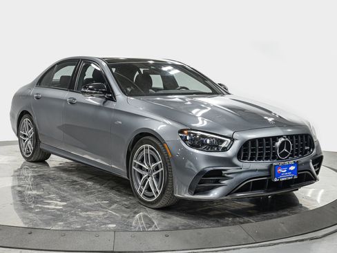 Used 2021 Mercedes-Benz E 53 AMG 4MATIC Sedan w/ Driver Assistance Package image 9