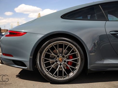 Used 2017 Porsche 911 Carrera 4S AWD/4WD image 16