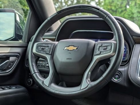 Used 2023 Chevrolet Tahoe Premier w/ Advanced Technology Package AWD/4WD image 8