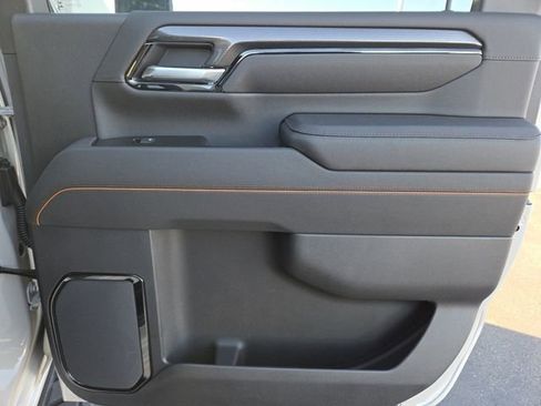 New 2026 GMC Sierra 2500 AT4 w/ AT4 Premium Plus Package image 32