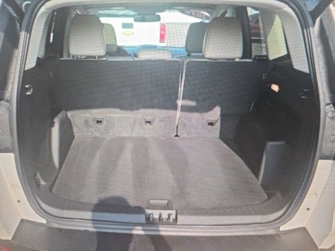 Used 2019 Ford Escape Titanium AWD/4WD image 12