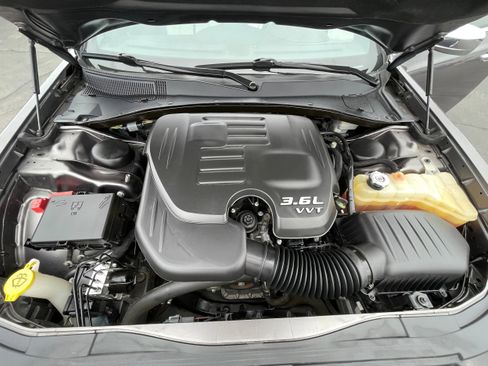 Used 2014 Chrysler 300 Uptown Edition w/ Quick Order Package 22M image 25