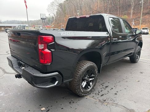 New 2026 Chevrolet Silverado 1500 Custom Trail Boss w/ Midnight Edition image 4