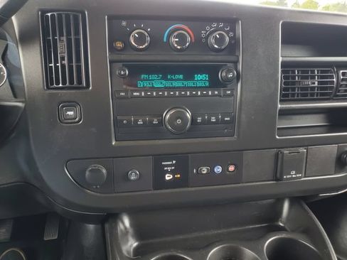 Used 2021 GMC Savana 2500 w/ Driver Convenience Package RWD image 22