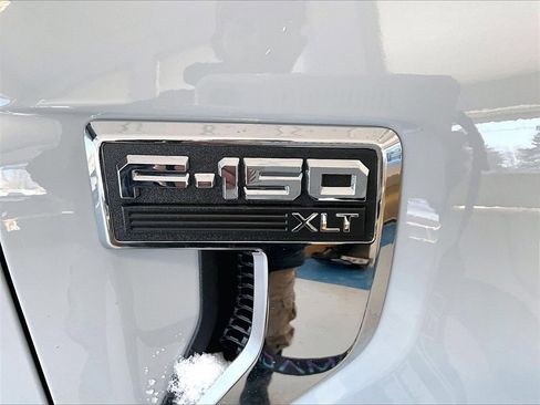 Used 2024 Ford F150 XLT w/ Mobile Office Package image 28